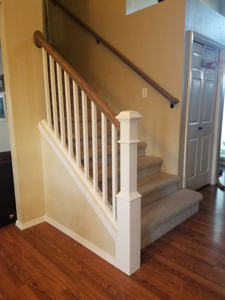 White and Wood Banister Makeover: '80s Staircase gets Update